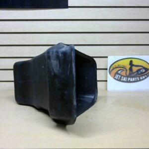 1995 Tigerhsark Montego Storage Locker  0673-250