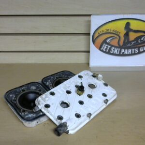 1995 Seadoo GTX 657 Cylinder Head Set  290913706 290913711