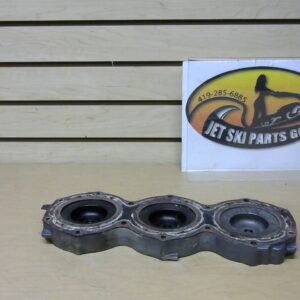 1996 Yamaha Waveventure 1100 Cylinder Head  63M-11111-00-94 63M-11111-00-8S