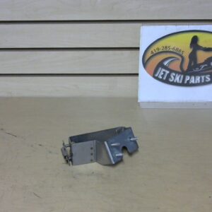 1995 yamaha Wave Venture 701 Stopper Cable Bracket GJ3-61467-00-00 GH3-61467-00-00